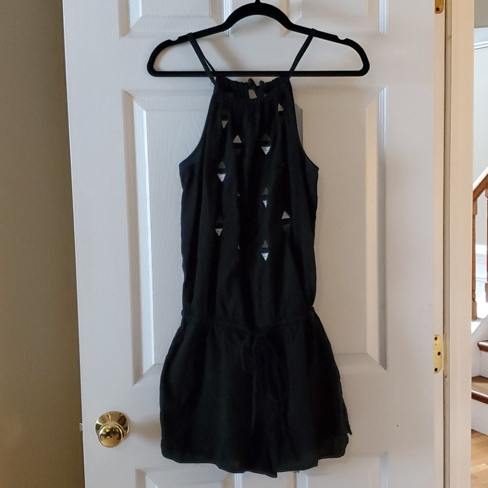 Old Navy black romper shorts with triangle design